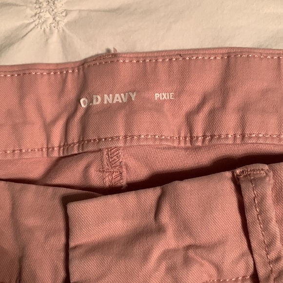 💥3/$20💥 Pixie style pants - Picture 3 of 5